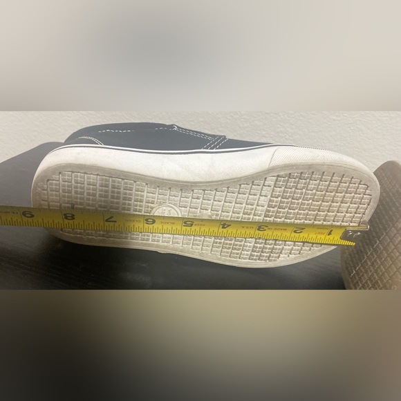💰2/$10 Used kids black slip on shoes- wonder nation size 2 - Picture 9 of 10